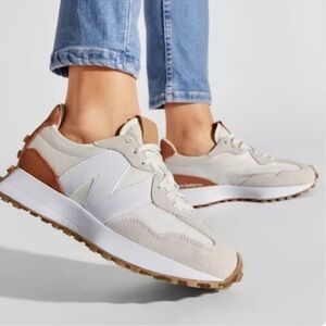 New Balance 327 The IntelligentChoice Size Women’s Size 7.5 Rust Orange